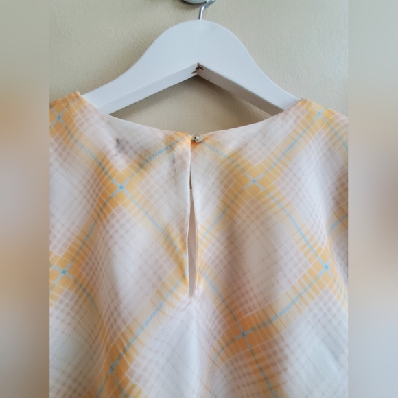 En Saison blouse plaid cream with hint of blue, babydoll fun puff sleeve - Picture 6 of 10